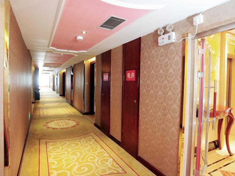 Vienna Hotel Shenzhen Longhua Qinghu Road Extérieur photo